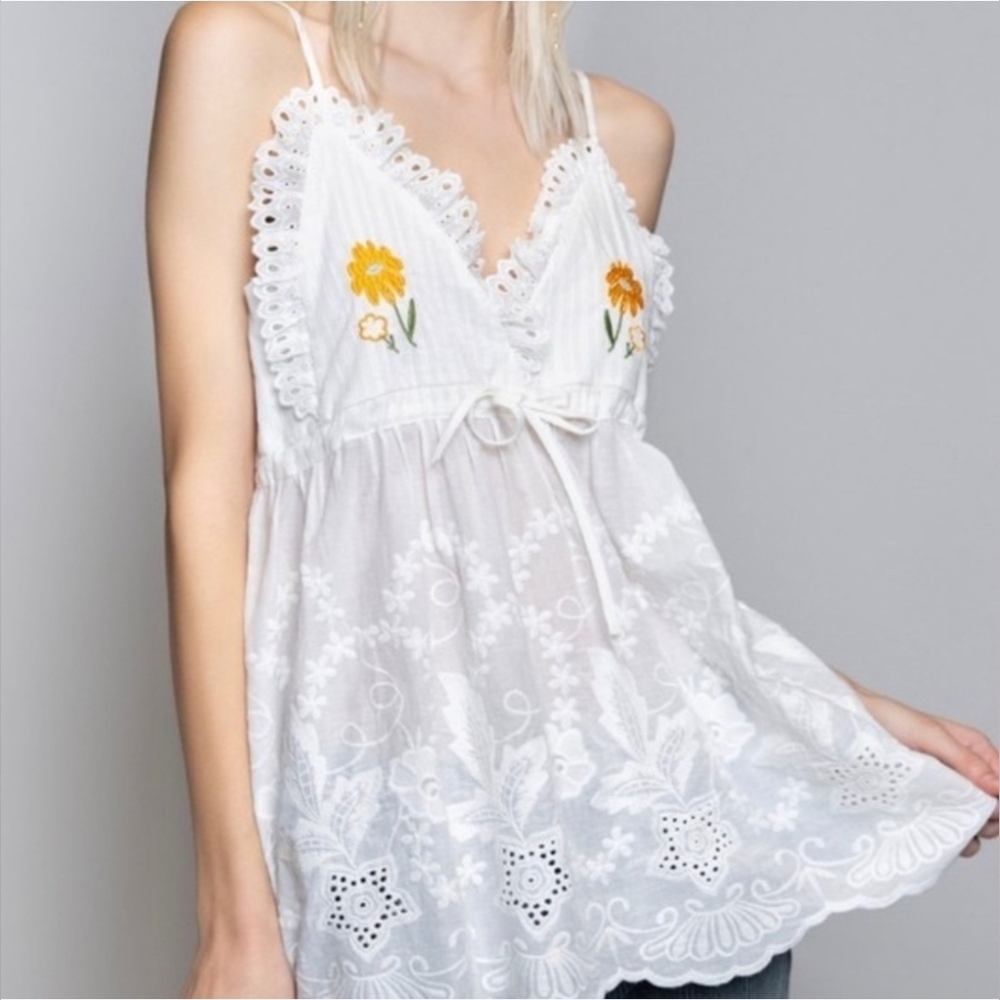 POL White Eyelet Embroidered Floral Lace Trim Top